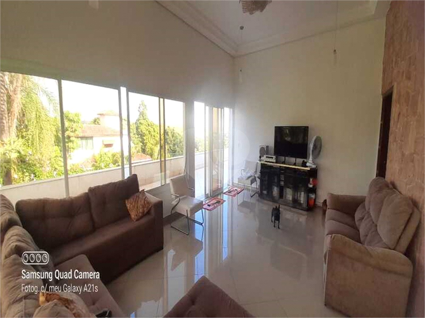 Casa à venda com 4 suítes no condomínio Residencial Vale das Laranjeiras, Indaiatuba - SP