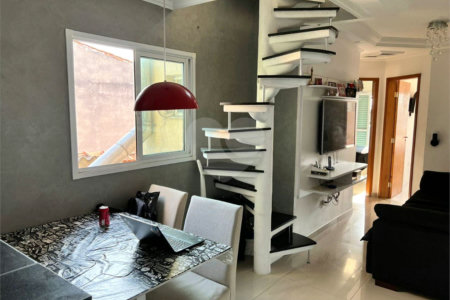 Apartamento à venda com 2 quartos, sendo 1 suíte,  em Parque das Nações, Santo André, SP