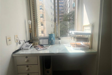 Apartamento à venda com 3 quartos, sendo 2 suítes,  em Jardim Paulista, São Paulo, SP