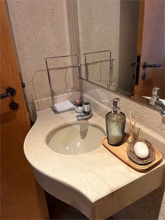 Apartamento à venda com 3 quartos, sendo 1 suíte, em Santana, São Paulo, SP