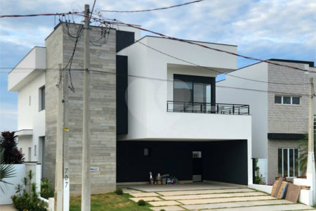 Casa à venda com 3 suítes no condomínio Residencial Central Parque, Salto - SP