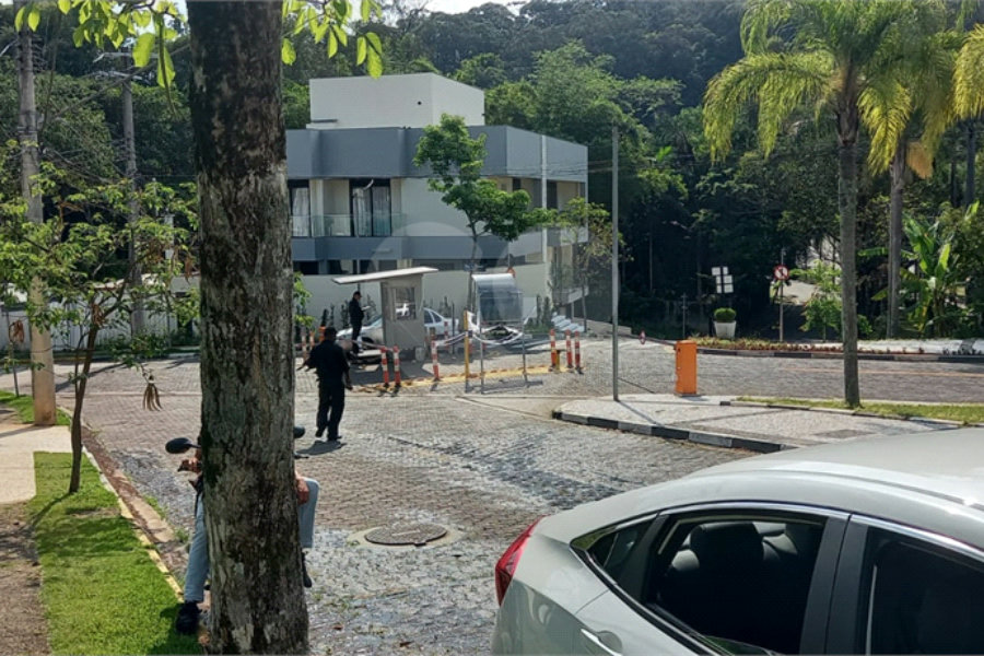 Terreno à venda no condomínio Reserva da Cantareiara, São Paulo - SP
