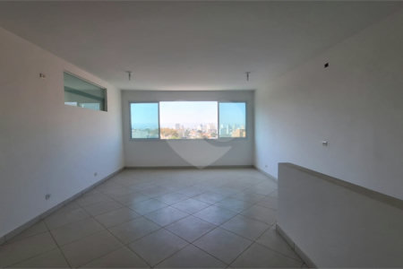 Casa à venda com 5 quartos, sendo 2 suítes,  em Vila Barão, Sorocaba, SP