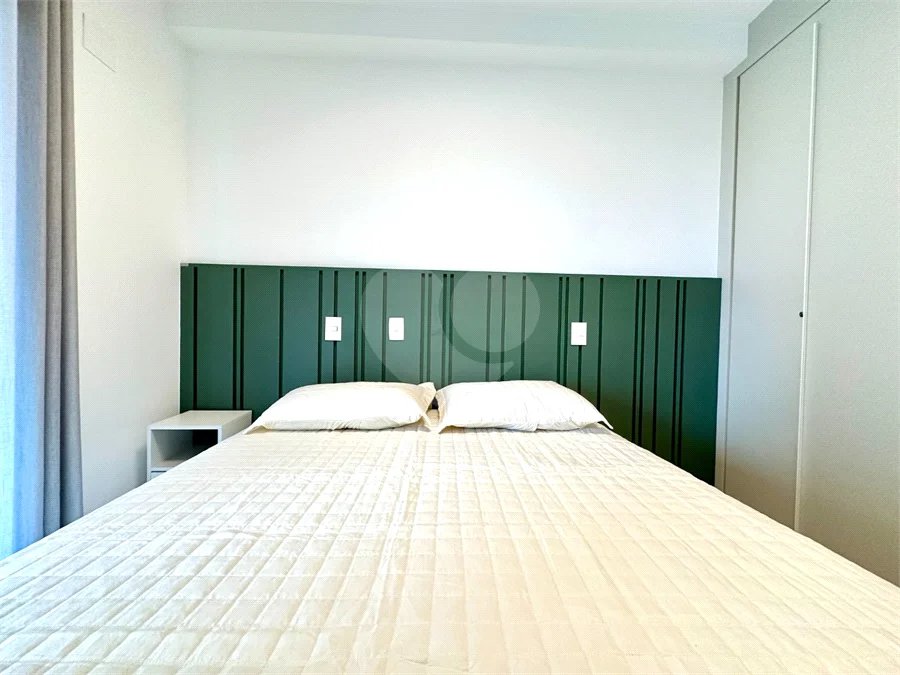 Apartamento à venda com 5 quartos, sendo 4 suítes,  em Riviera de São Lourenço, Bertioga, SP