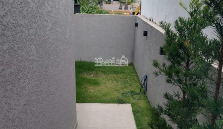 Sobrado à venda ou para alugar com 3 suítes em Jardim do Lago, Atibaia, SP
