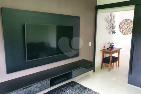 Casa à venda com 3 suítes no condomínio Village Ipanema 1, Araçoiaba da Serra - SP