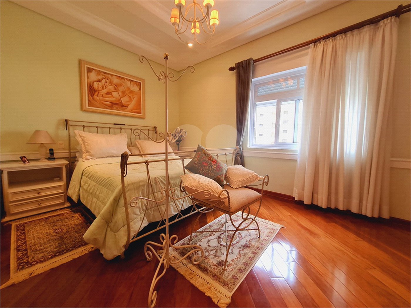 Apartamento à venda com 3 quartos, sendo 1 suíte, em Higienópolis, São Paulo, SP