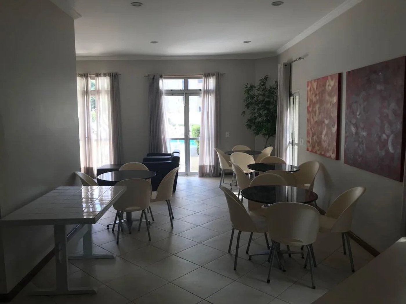 Apartamento à venda com 3 suítes em Jardim Londrina, São Paulo, SP