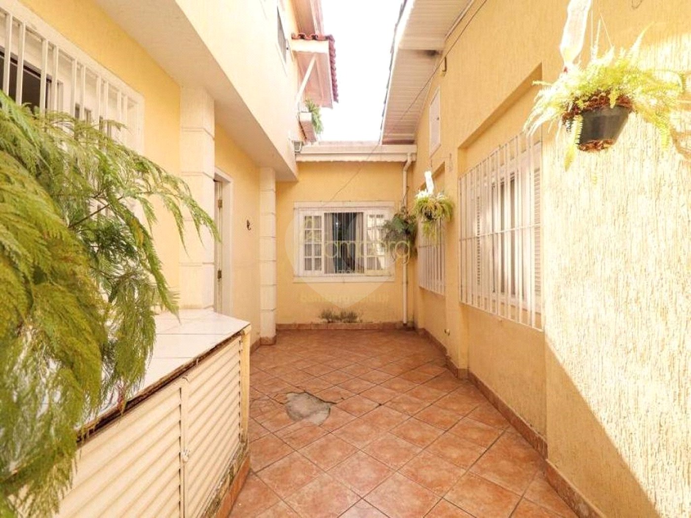Casa à venda com 4 quartos, sendo 2 suítes, em Jardim Trussardi, São Paulo, SP