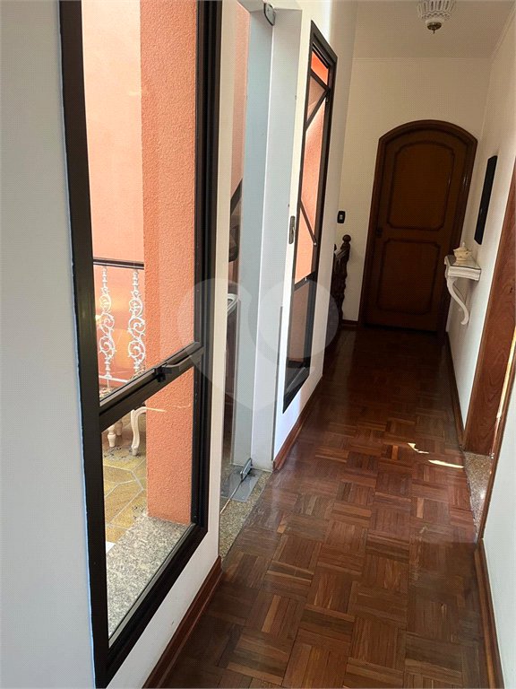 Sobrado à venda com 4 quartos, sendo 1 suíte,  em Jardim Leonor Mendes de Barros, São Paulo, SP