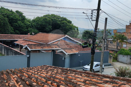 Sobrado à venda com 3 quartos, sendo 1 suíte, em Ressaca, Atibaia, SP