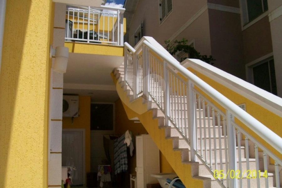 Casa em condomínio à venda com 4 suítes em Horto, São Paulo, SP