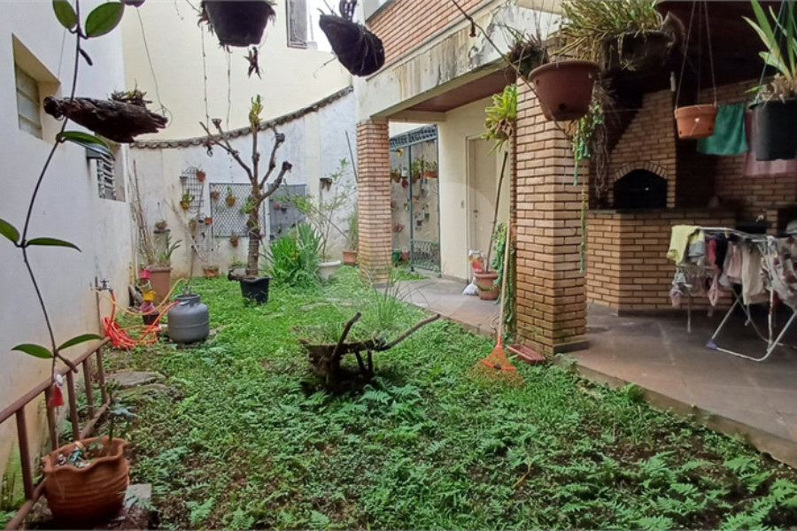 Sobrado à venda com 5 quartos, sendo 1 suíte, em Tremembé, São Paulo, SP