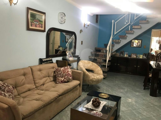 Sobrado à venda com 3 quartos, sendo 1 suíte,  em Santana, São Paulo, SP