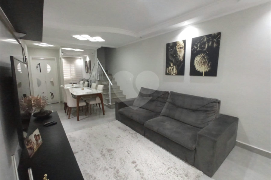Casa à venda com 3 quartos, sendo 1 suíte, no condomínio Cond Res Paineiras, São Paulo - SP