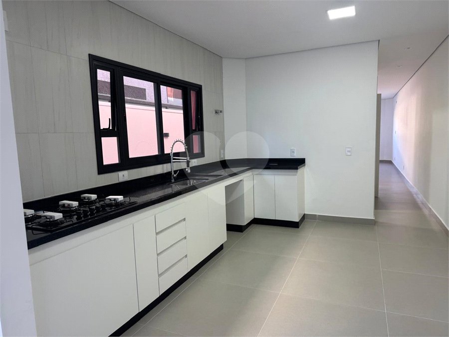 Casa à venda com 3 suítes no condomínio Residencial The Square Village, Cotia - SP