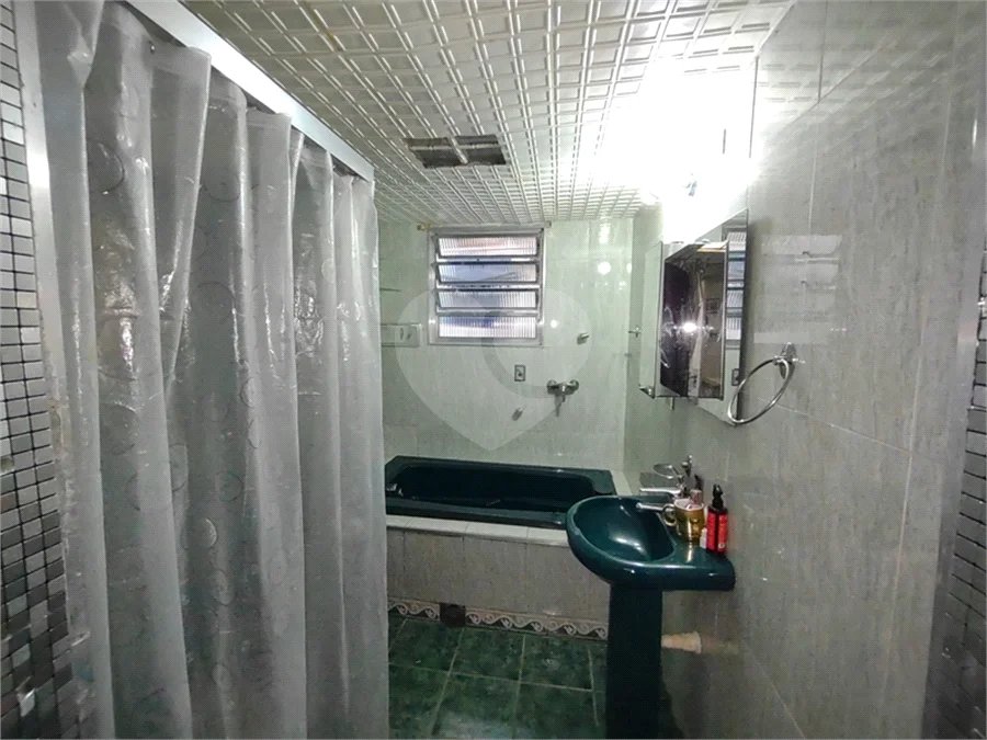 Casa Térrea de Esquina à Venda no Parque Vitória – Excelente Potencial!