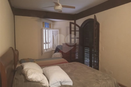 Chácara à venda com 7 quartos, sendo 3 suítes, em Saboó, São Roque, SP