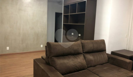 Apartamento à venda com 3 quartos, sendo 1 suíte, em Vila Santa Catarina, São Paulo, SP