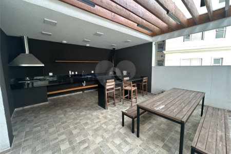 Apartamento à venda com 2 quartos em Vila Suzana, São Paulo, SP