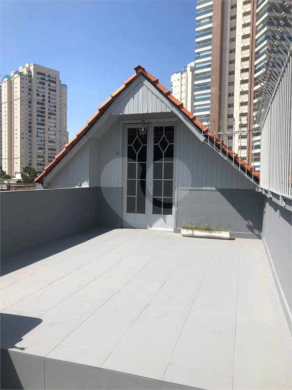 Sobrado à venda ou para alugar com 4 quartos, sendo 1 suíte, em Vila Regente Feijó, São Paulo, SP