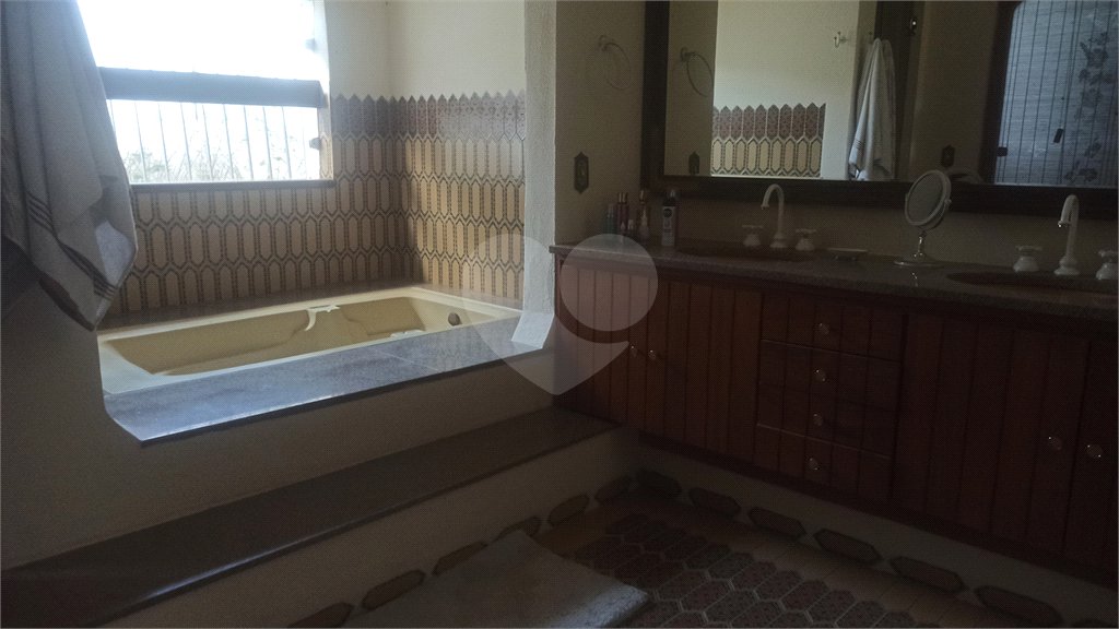 Casa à venda com 4 quartos, sendo 3 suítes, em Jardim Itaperi, Atibaia, SP
