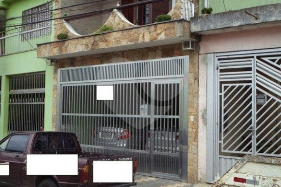 Sobrado à venda com 4 quartos, sendo 1 suíte,  em Parque Edu Chaves, São Paulo, SP