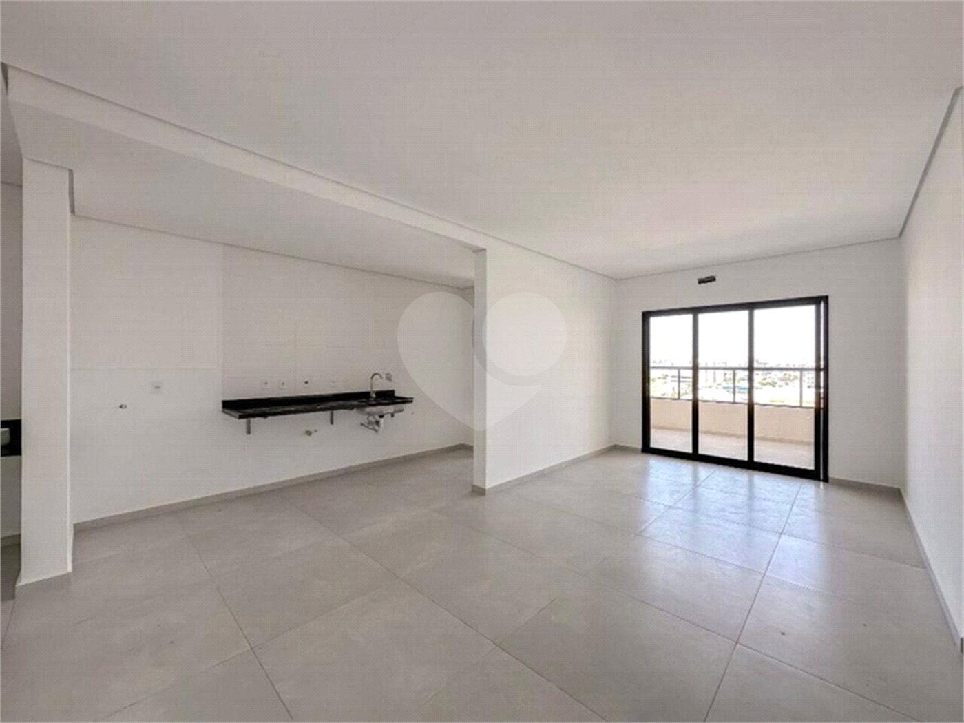 Apartamento à venda com 3 suítes em Vila Lucy, Sorocaba, SP