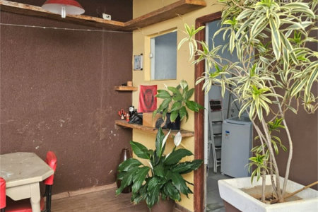 Casa à venda com 3 quartos, sendo 1 suíte, no condomínio Parque das Árvores, Sorocaba - SP