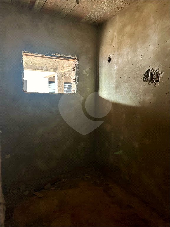 Casa à venda com 4 quartos, sendo 2 suítes, em Portal dos Pinheiros II, Itapetininga, SP