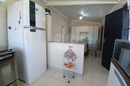Casa à venda com 3 quartos, sendo 1 suíte,  em Recreio Maristela, Atibaia, SP
