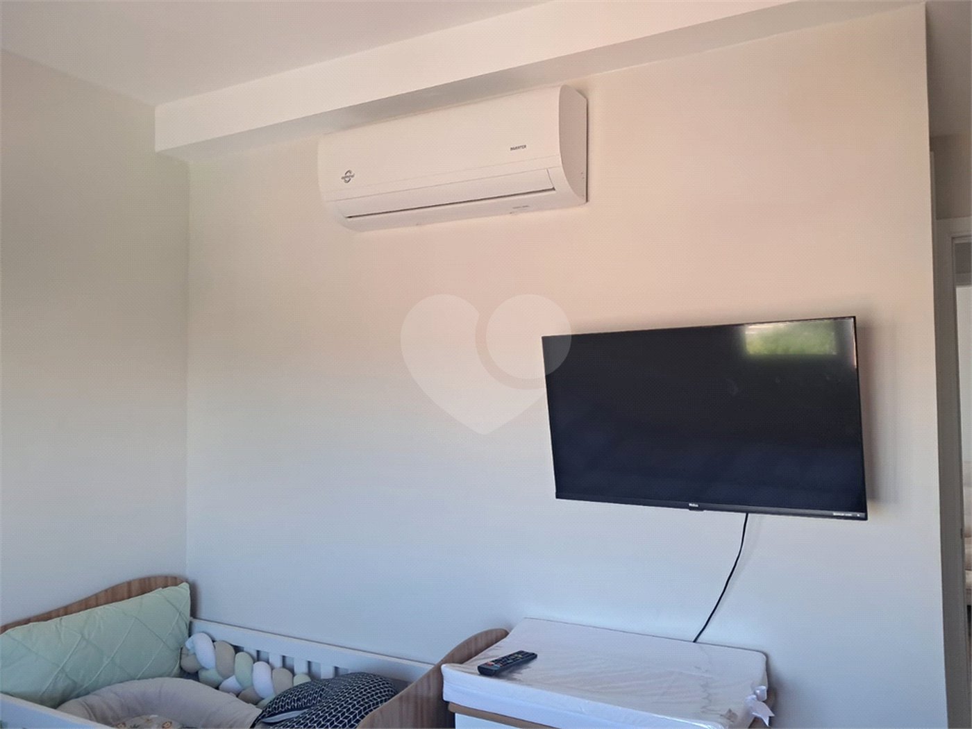 Apartamento à venda com 2 quartos, sendo 1 suíte,  em Jardim Oriente, São José dos Campos, SP
