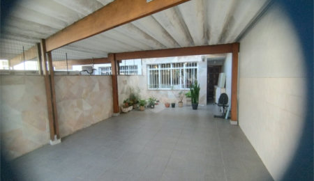 Sobrado à venda com 4 quartos, sendo 1 suíte,  em Parada Inglesa, São Paulo, SP