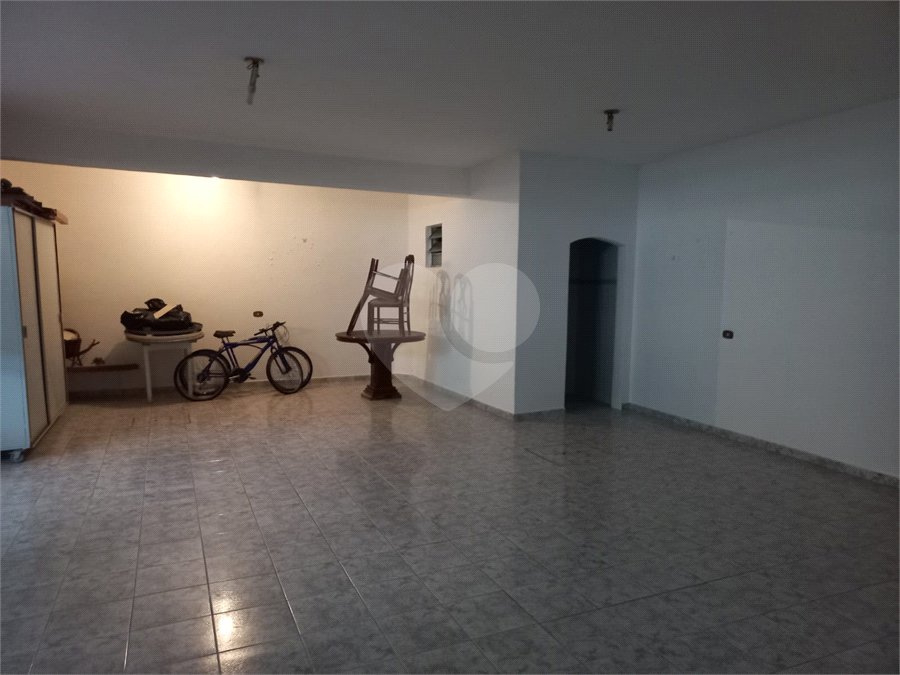 Sobrado à venda ou para alugar com 4 quartos, sendo 1 suíte,  em Barro Branco (zona Norte), São Paulo, SP