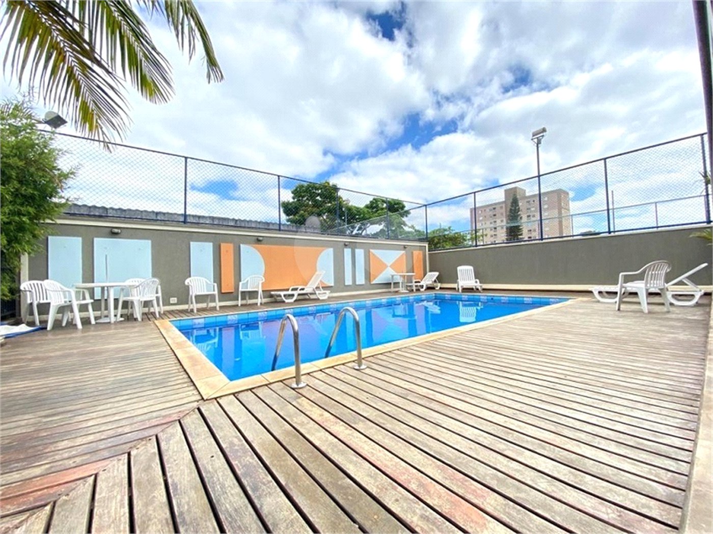 Apartamento à venda com 3 quartos, sendo 1 suíte, em Vila Rosália, Guarulhos, SP