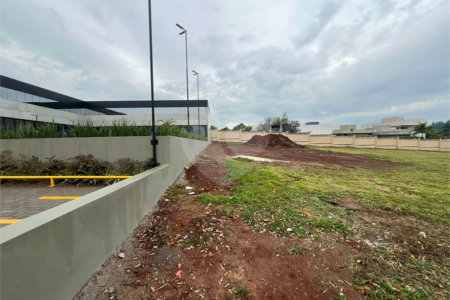 Terreno à venda em Jardim São Camilo, Araraquara, SP