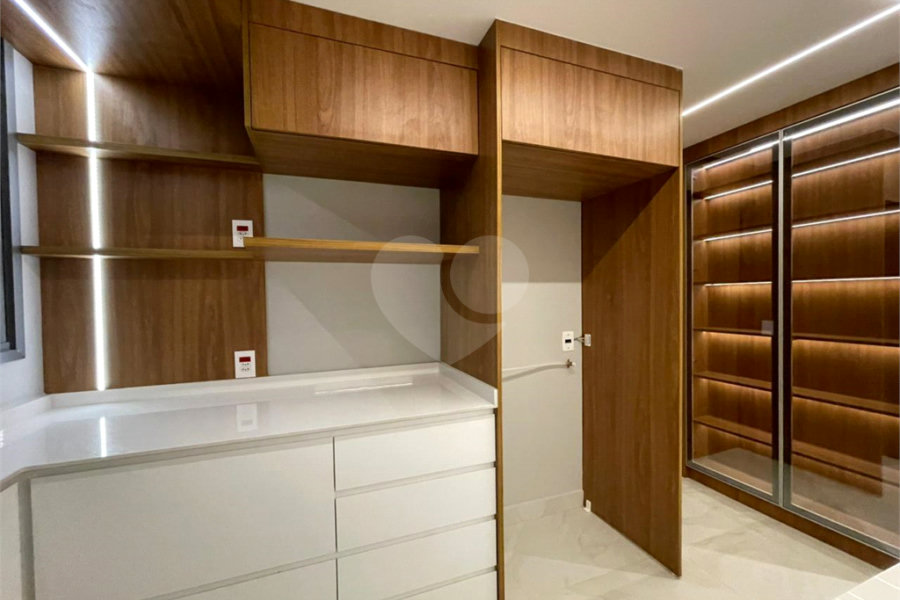 Apartamento à venda ou para alugar com 3 quartos, sendo 1 suíte, em Barra Funda, São Paulo, SP
