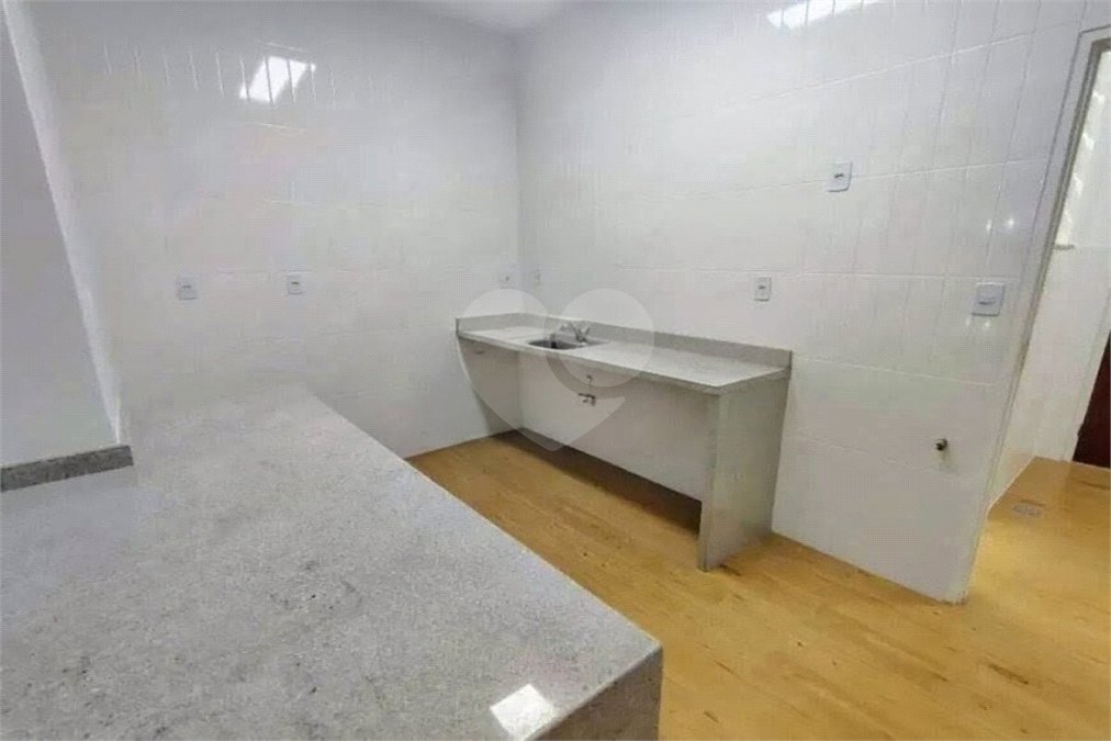 Apartamento à venda com 3 quartos, sendo 1 suíte,  em Copacabana, Rio de Janeiro, RJ