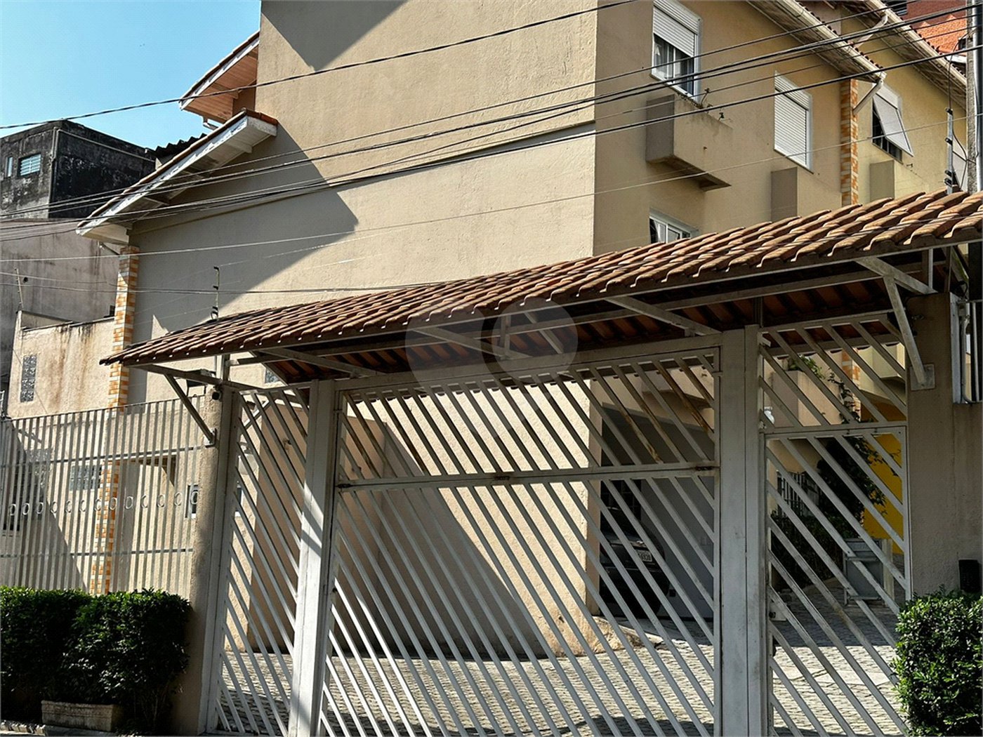 Casa em condomínio à venda com 3 quartos, sendo 1 suíte,  em Jardim Caboré, São Paulo, SP