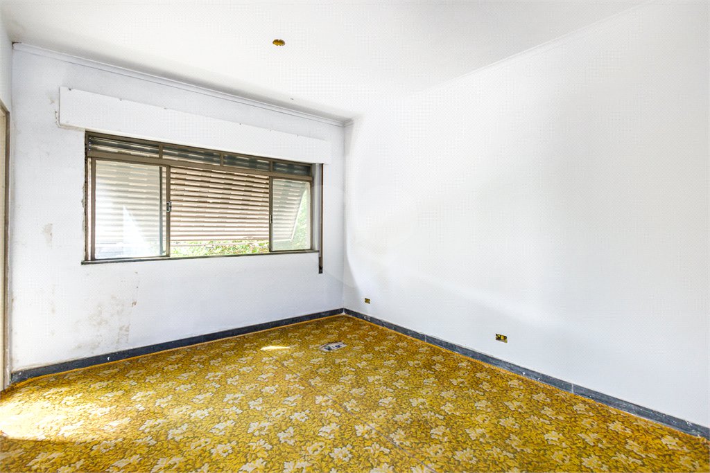 Sobrado à venda com 5 quartos, sendo 4 suítes, em Brooklin, São Paulo, SP