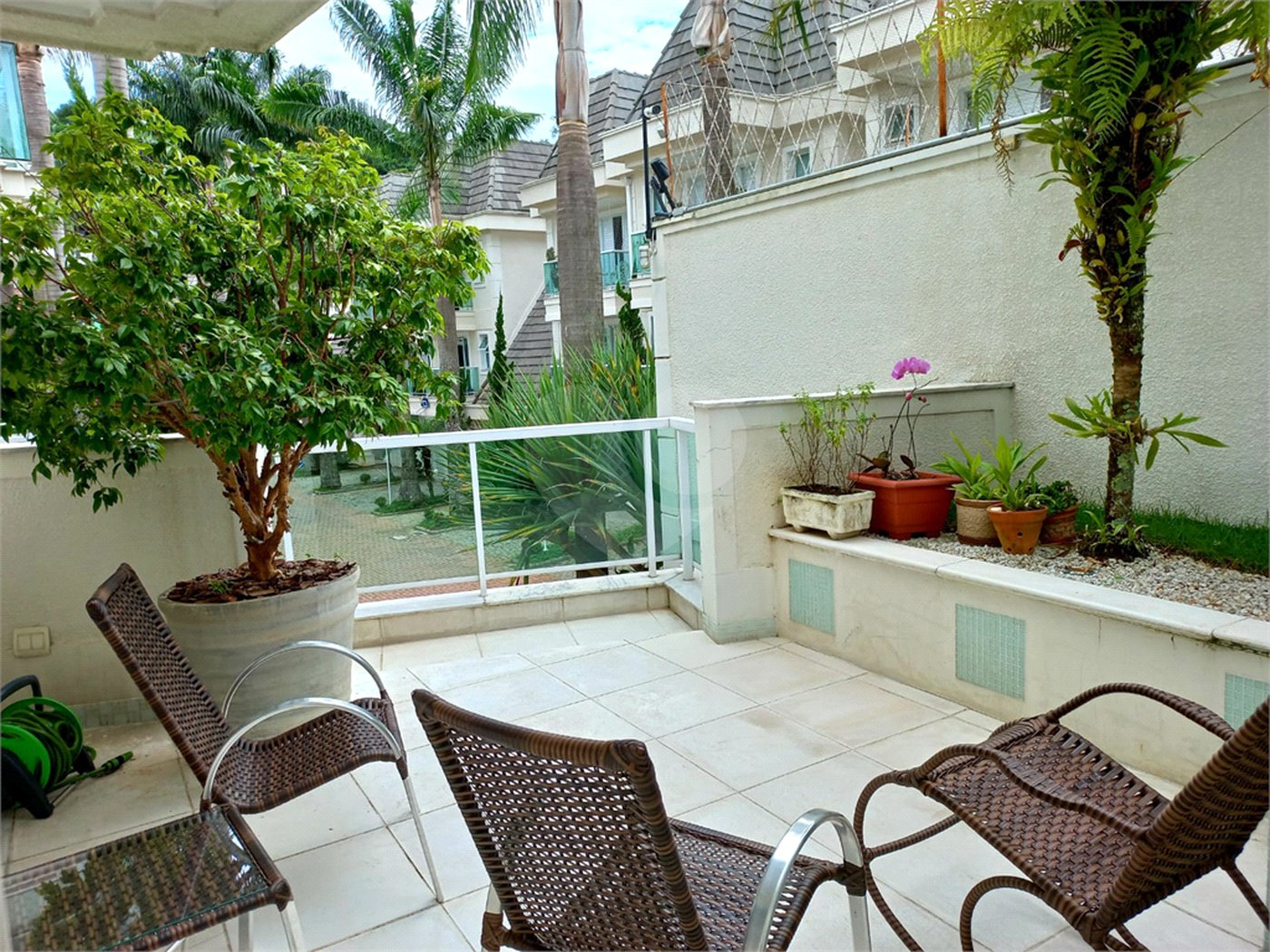 Casa à venda com 3 suítes no condomínio Maison Montparnasse, São Paulo - SP
