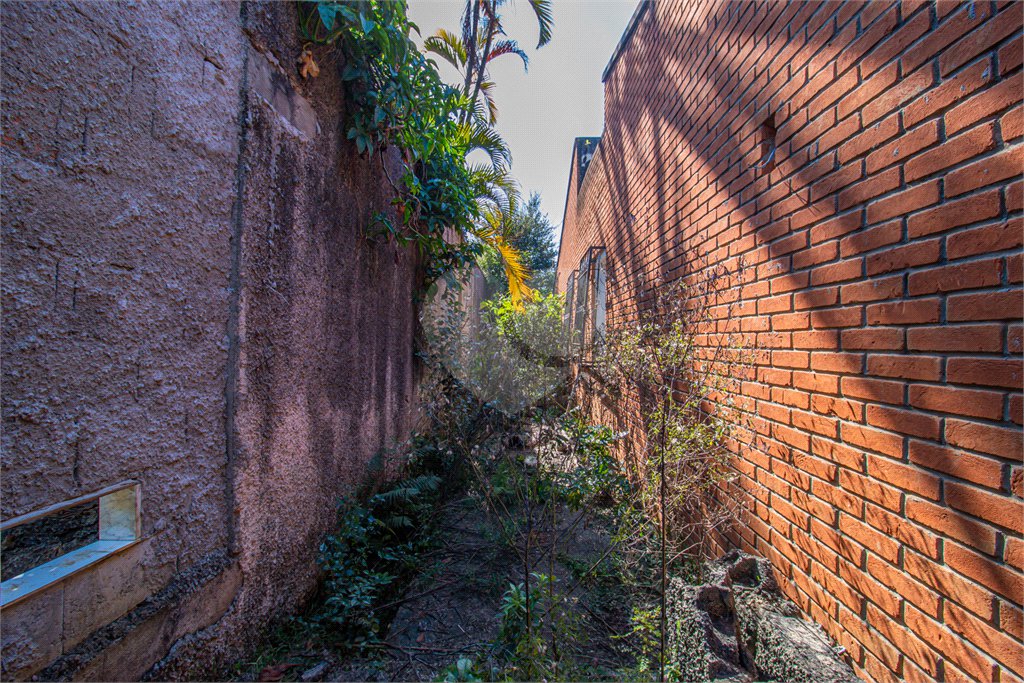 Casa Térrea à venda com 3 quartos, sendo 1 suíte, em Jardim Prudência, São Paulo, SP