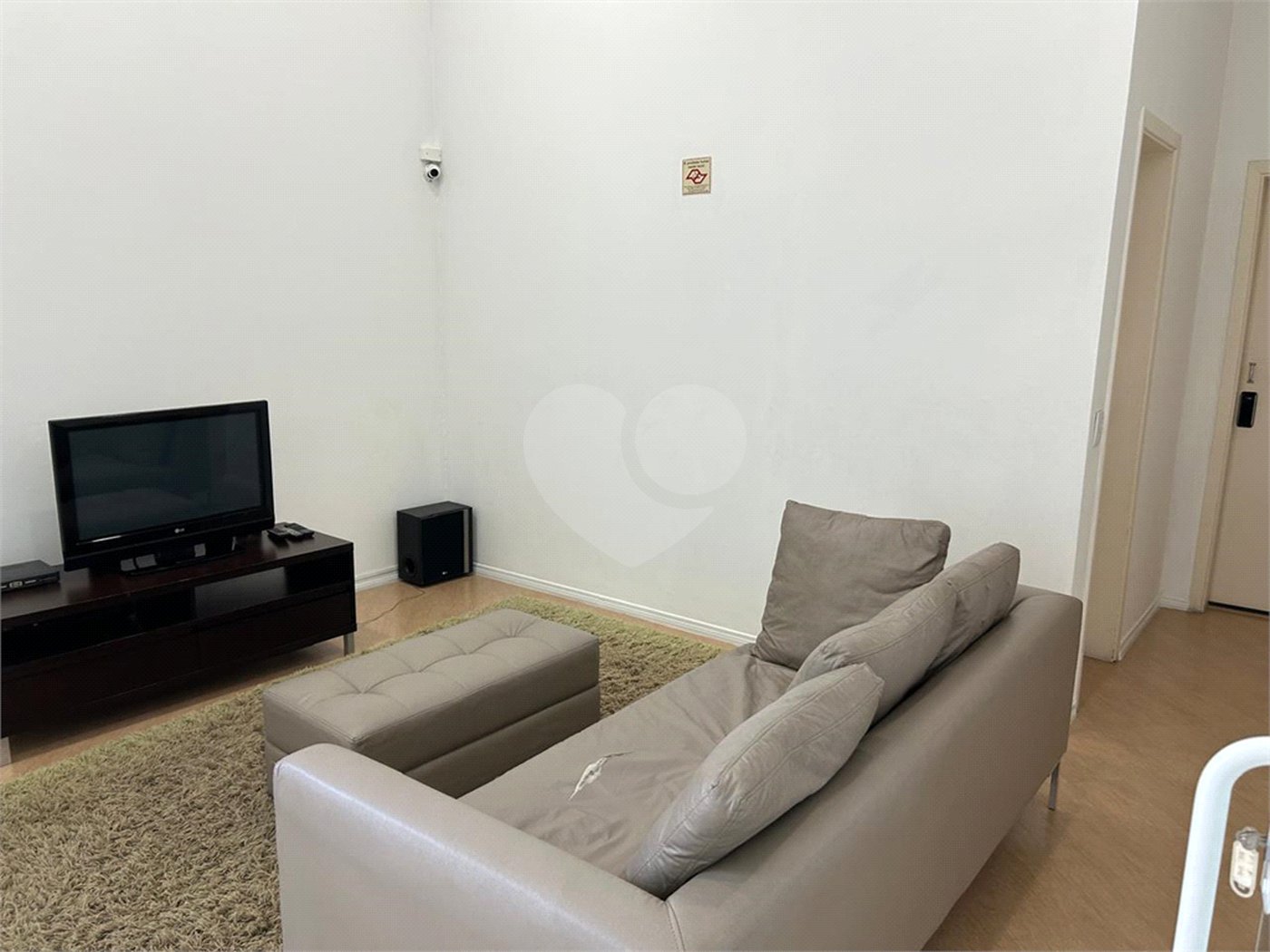 Apartamento à venda com 2 quartos, sendo 1 suíte,  em Vila Romana, São Paulo, SP