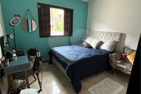 Casa à venda com 3 quartos, sendo 1 suíte,  em Jardim Universo, Mogi das Cruzes, SP
