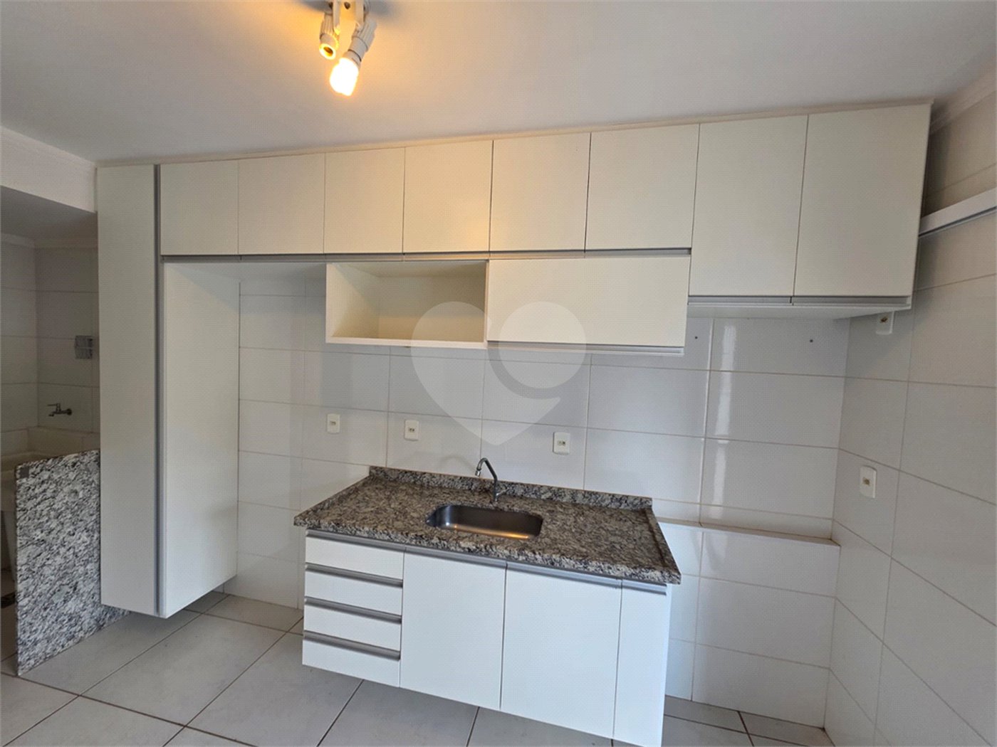 Apartamento 3 quartos i suíte e varanda Residencial Beatrice SPE