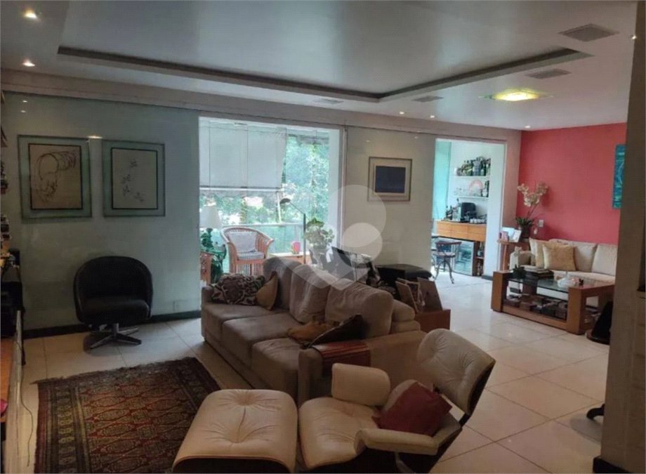 Apartamento à venda com 4 quartos, sendo 2 suítes, em Cosme Velho, Rio de Janeiro, RJ