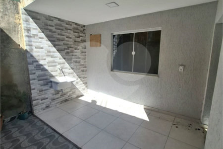 Casa para alugar com 4 quartos em Campo Grande, Rio de Janeiro, RJ