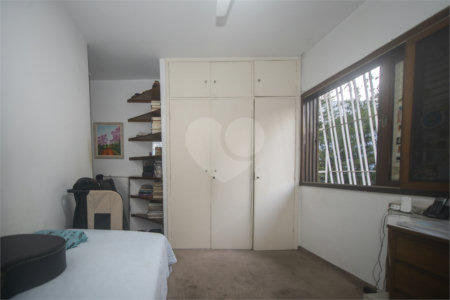 Sobrado à venda com 3 quartos, sendo 1 suíte, em Chácara Santo Antônio (zona Sul), São Paulo, SP