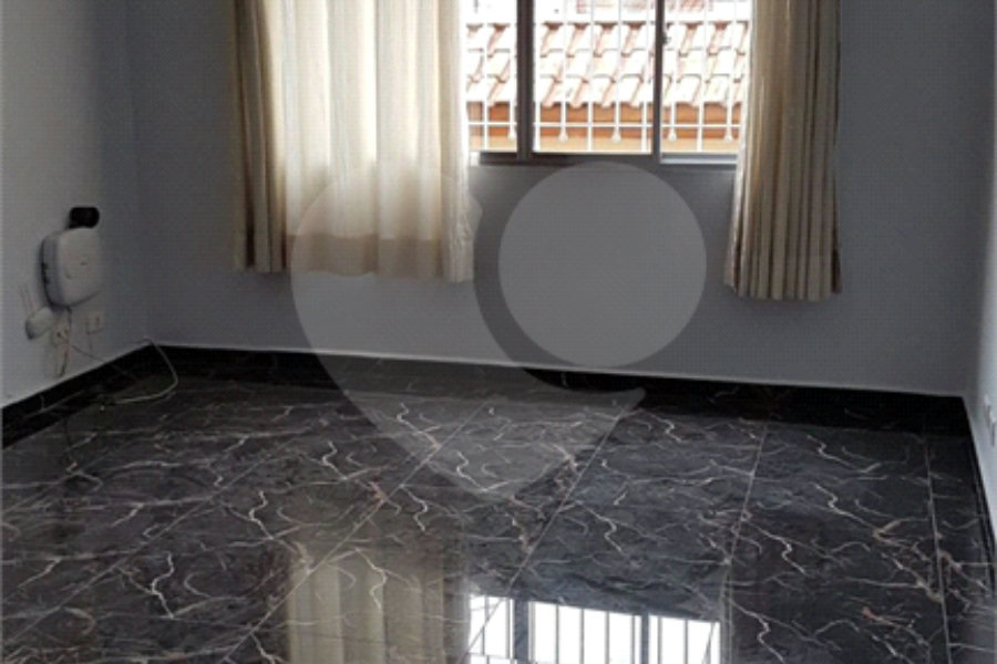 Sobrado à venda com 4 quartos, sendo 1 suíte,  em São Miguel Paulista, São Paulo, SP