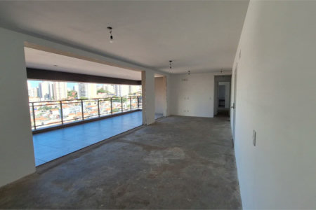 Apartamento à venda com 3 suítes em Vila Romana, São Paulo, SP